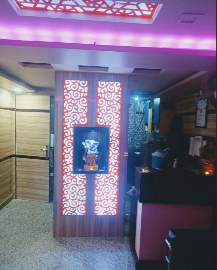 ホテルOyo 86669 Arnav Residency ニューデリー エクステリア 写真